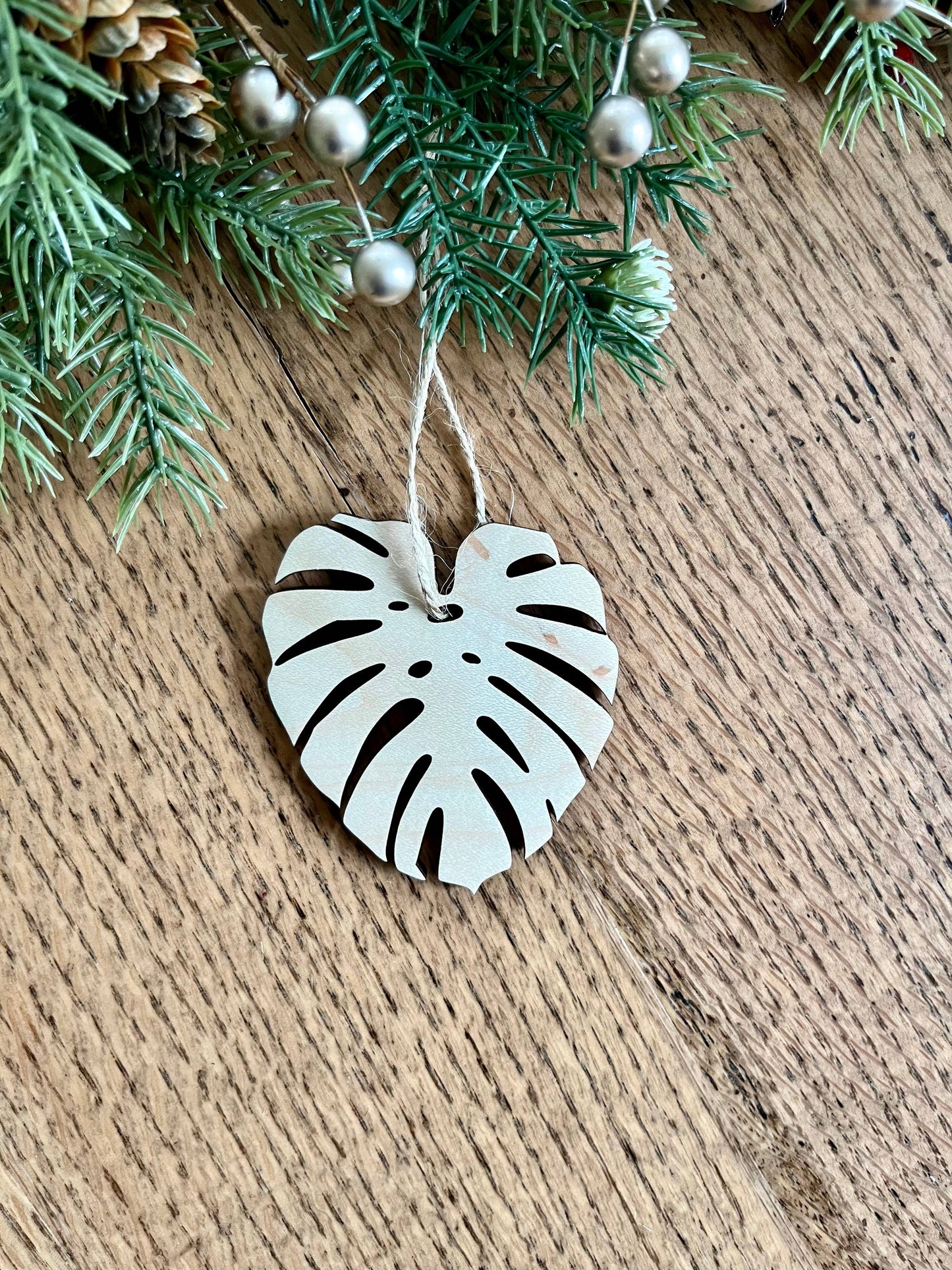 Monstera Leaf Ornament