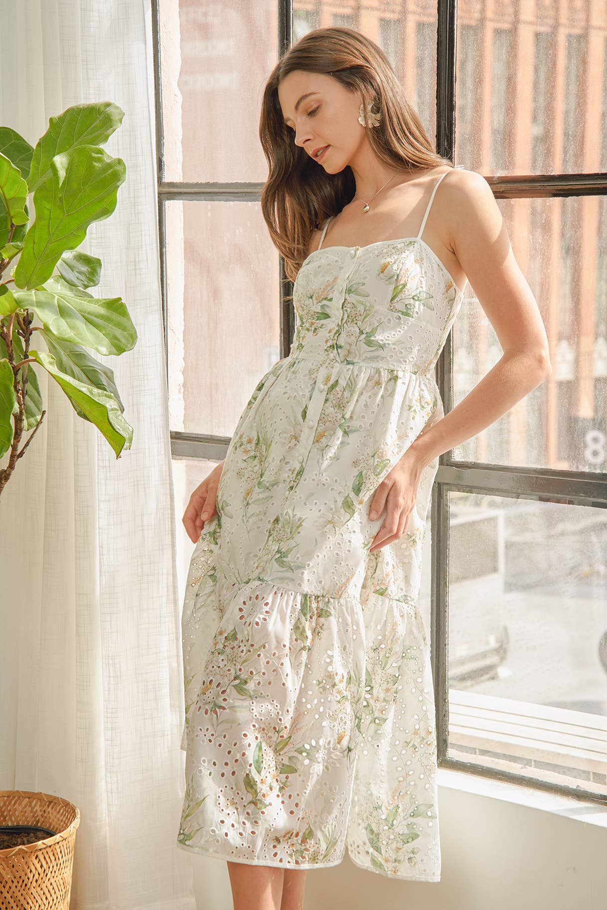 HYDRANGEA EYELET WOVEN DRESS