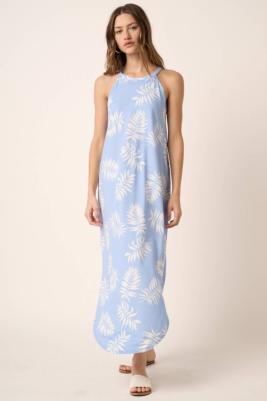 LEAF PRINT HALTER MAXI DRESS: BLUE