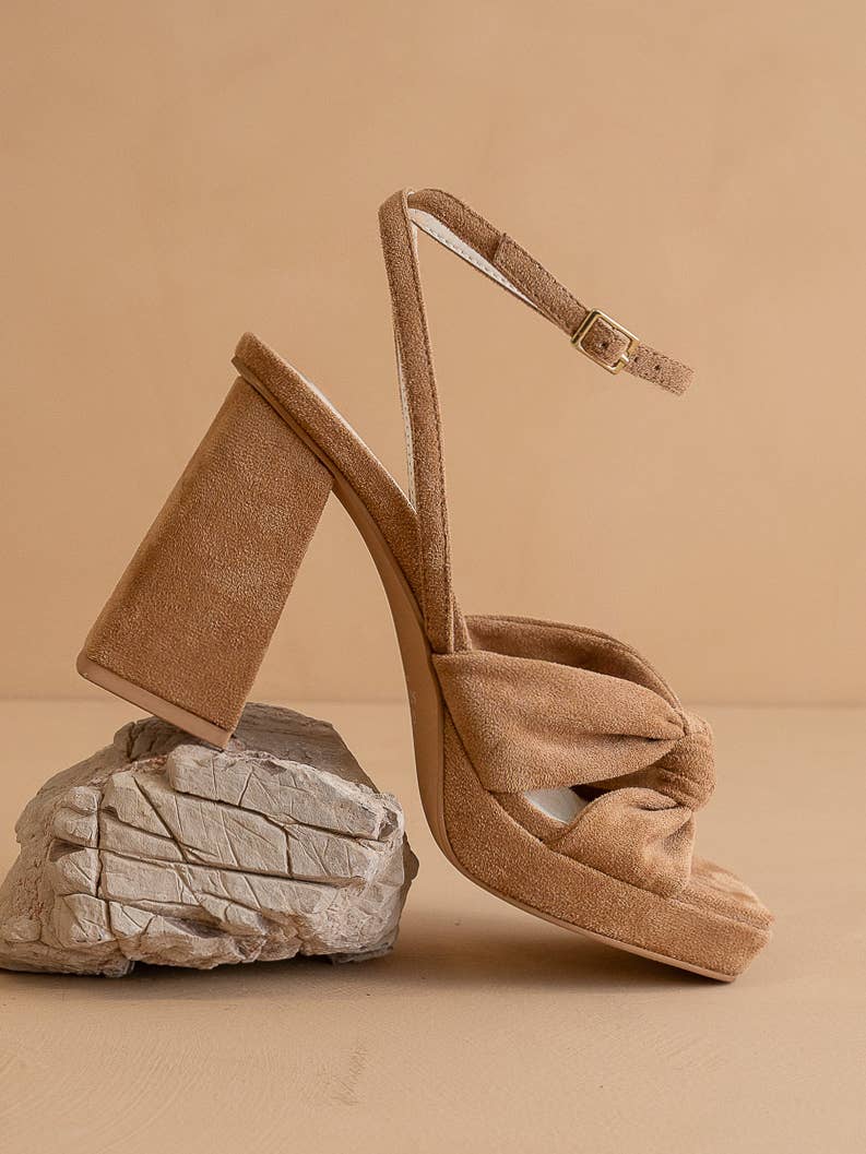 Knotted Band Platform Heel: Almond