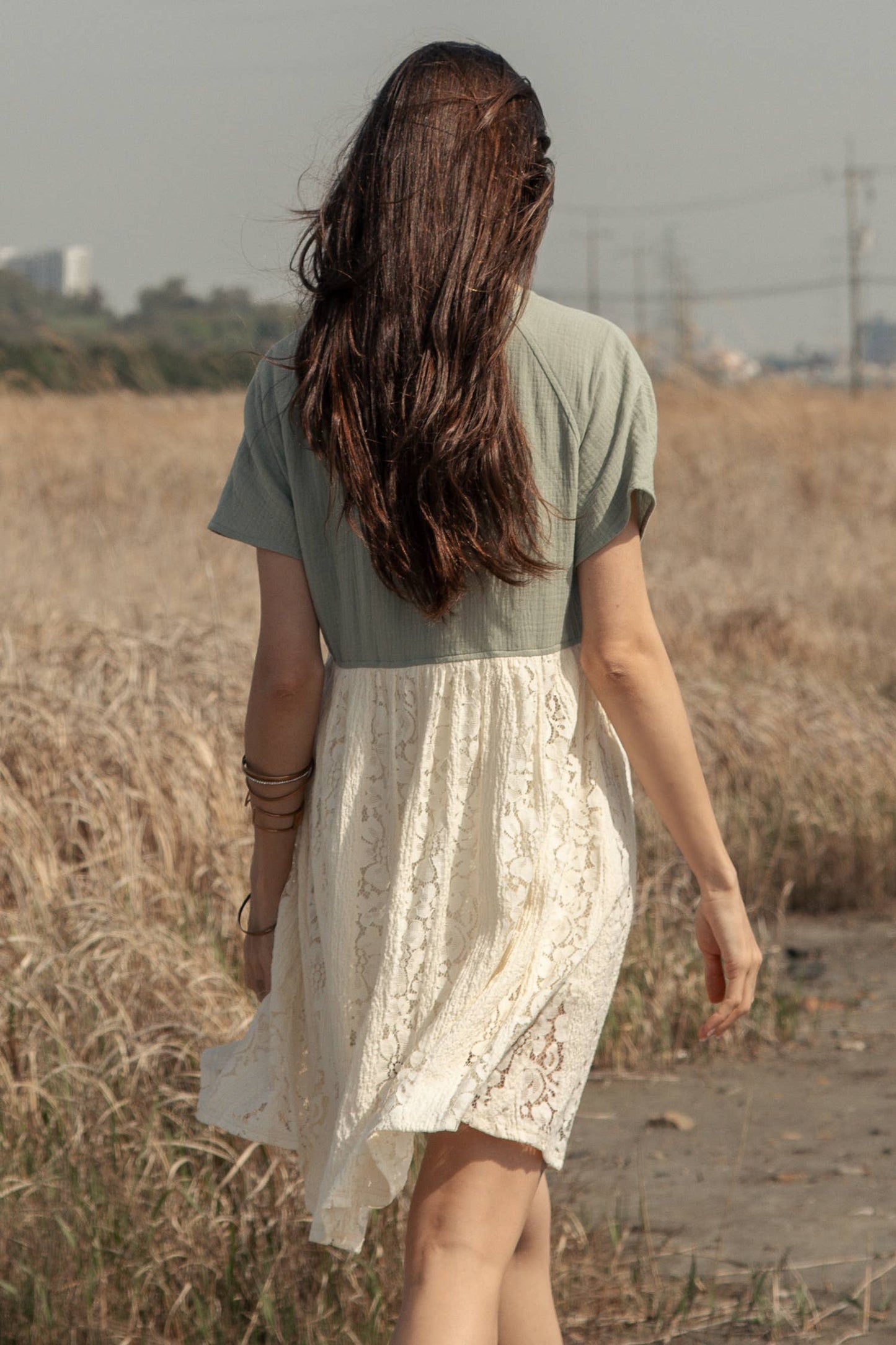 Color Block Mini Lace Dress: Mint/Ivory
