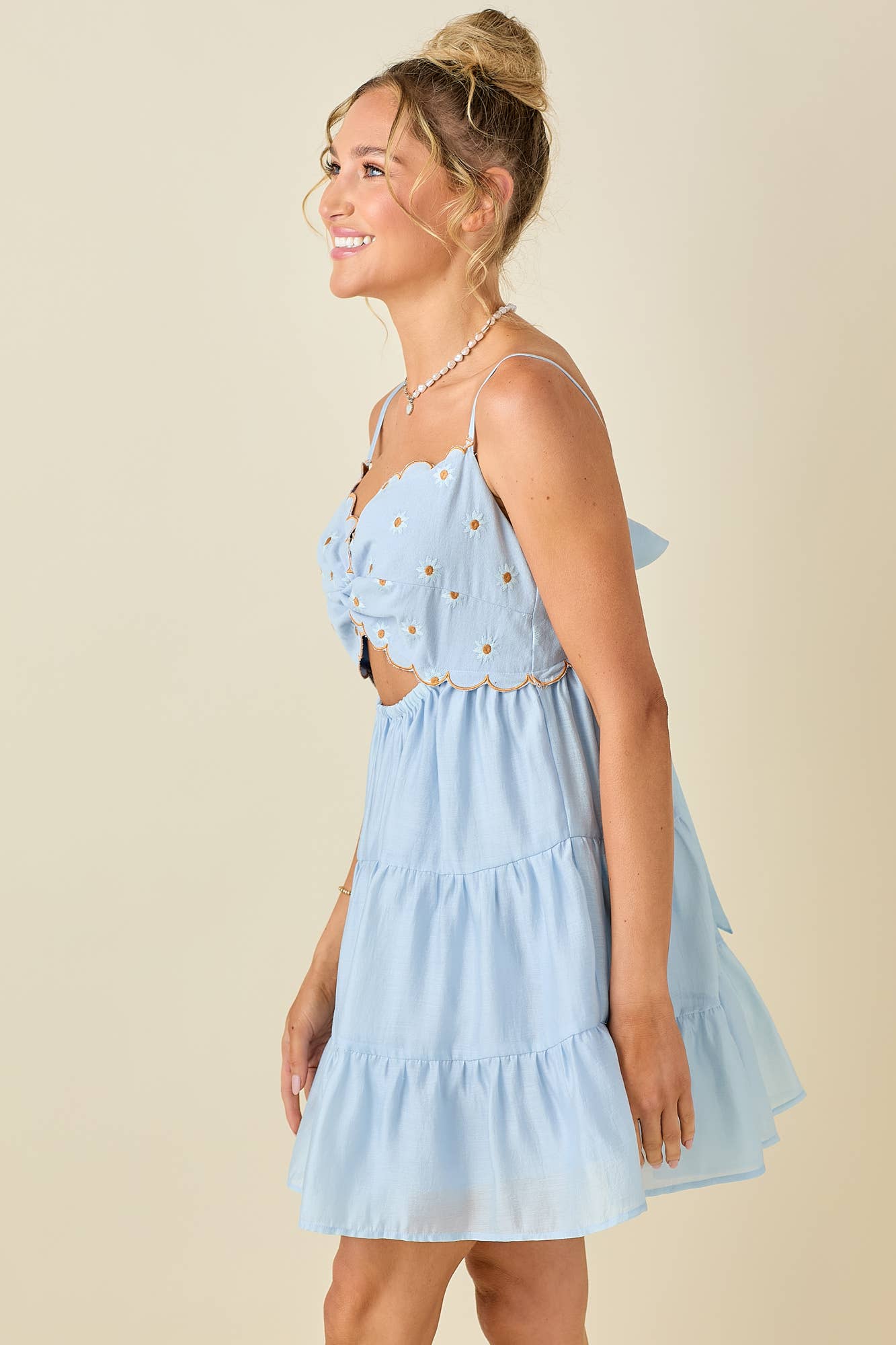 Twisted bust baby doll dress: SKY BLUE