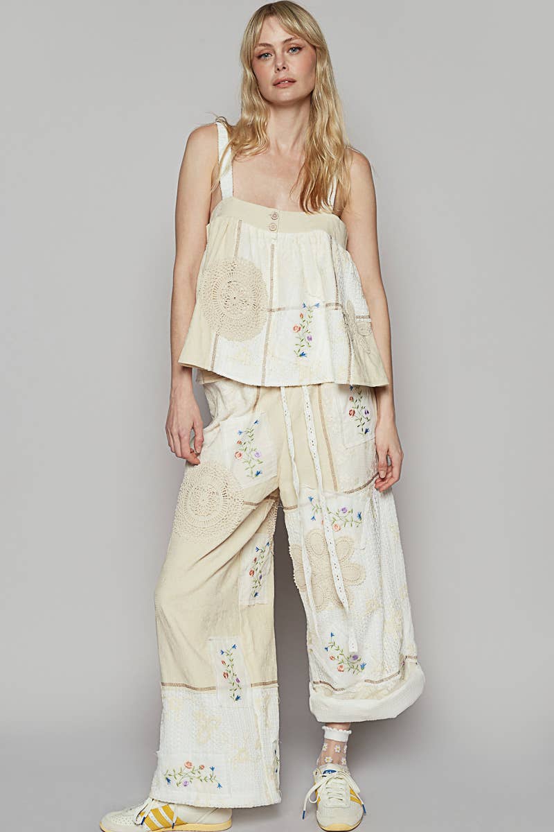 Sleeveless solid strap double gauze tube top