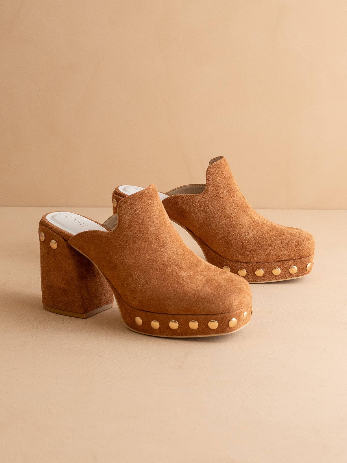 Caramel Platform Clog Mule: CARAMEL