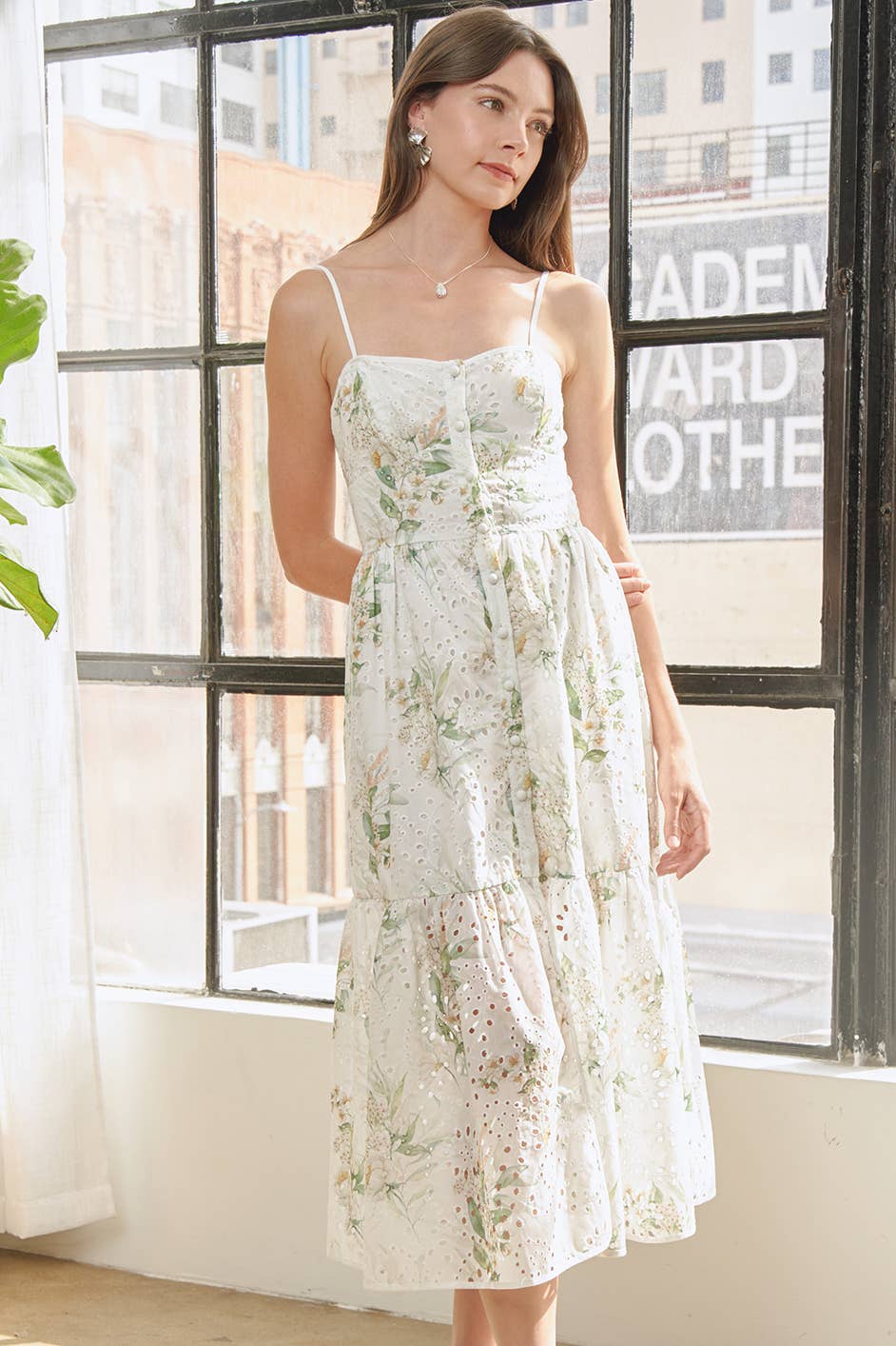 HYDRANGEA EYELET WOVEN DRESS