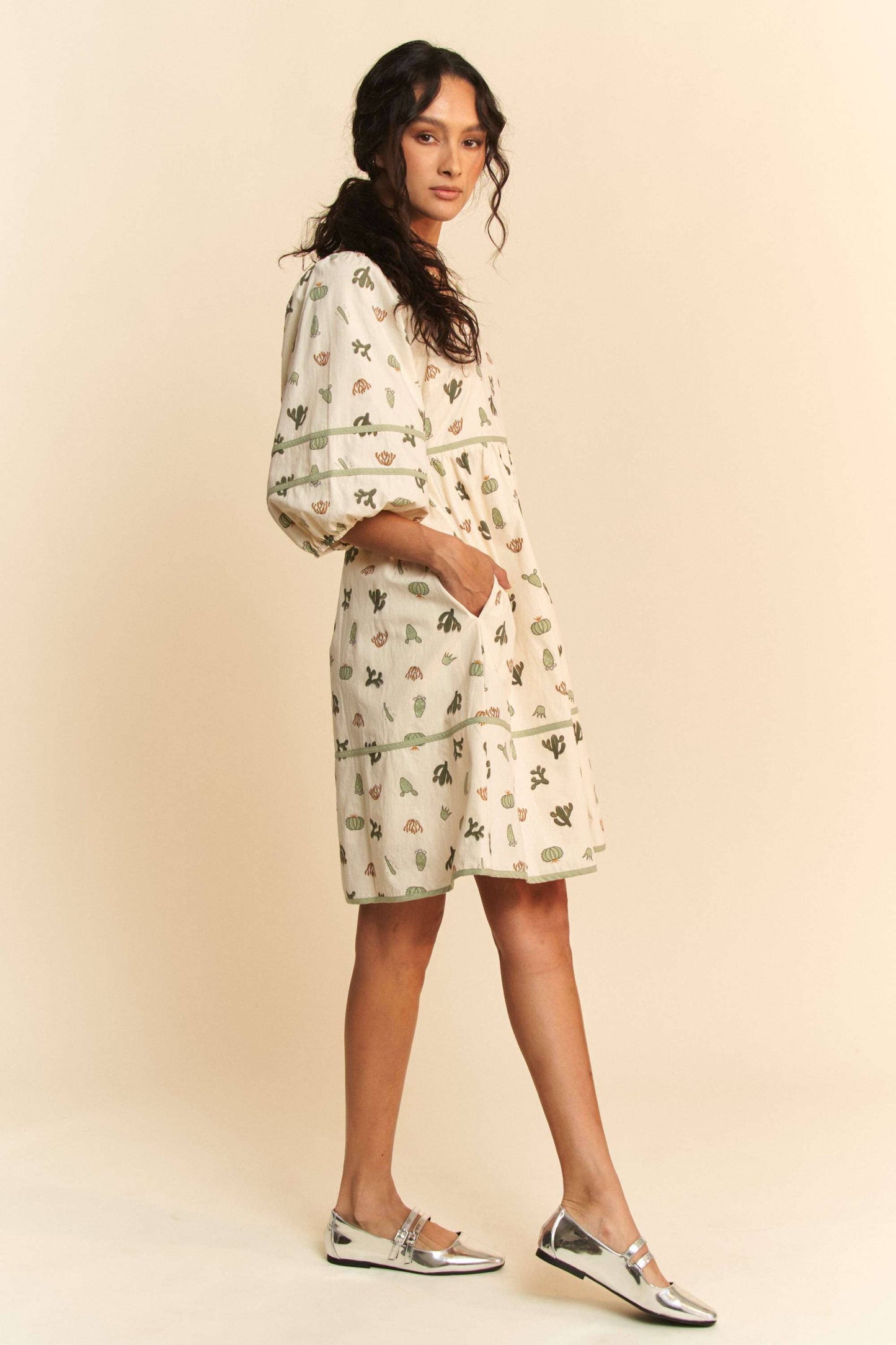 CACTUS PRINT DRESS: CREAM/GREEN
