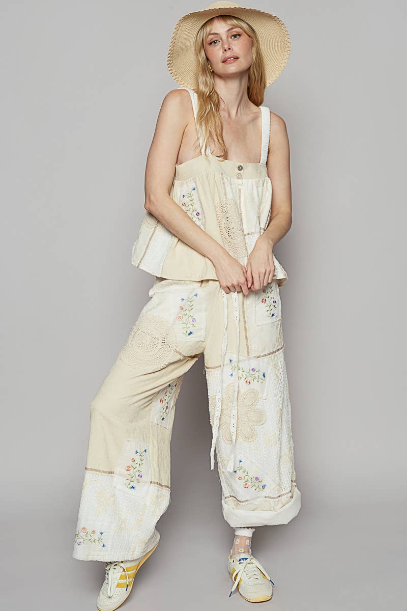 Solid lace patch detail woven pants