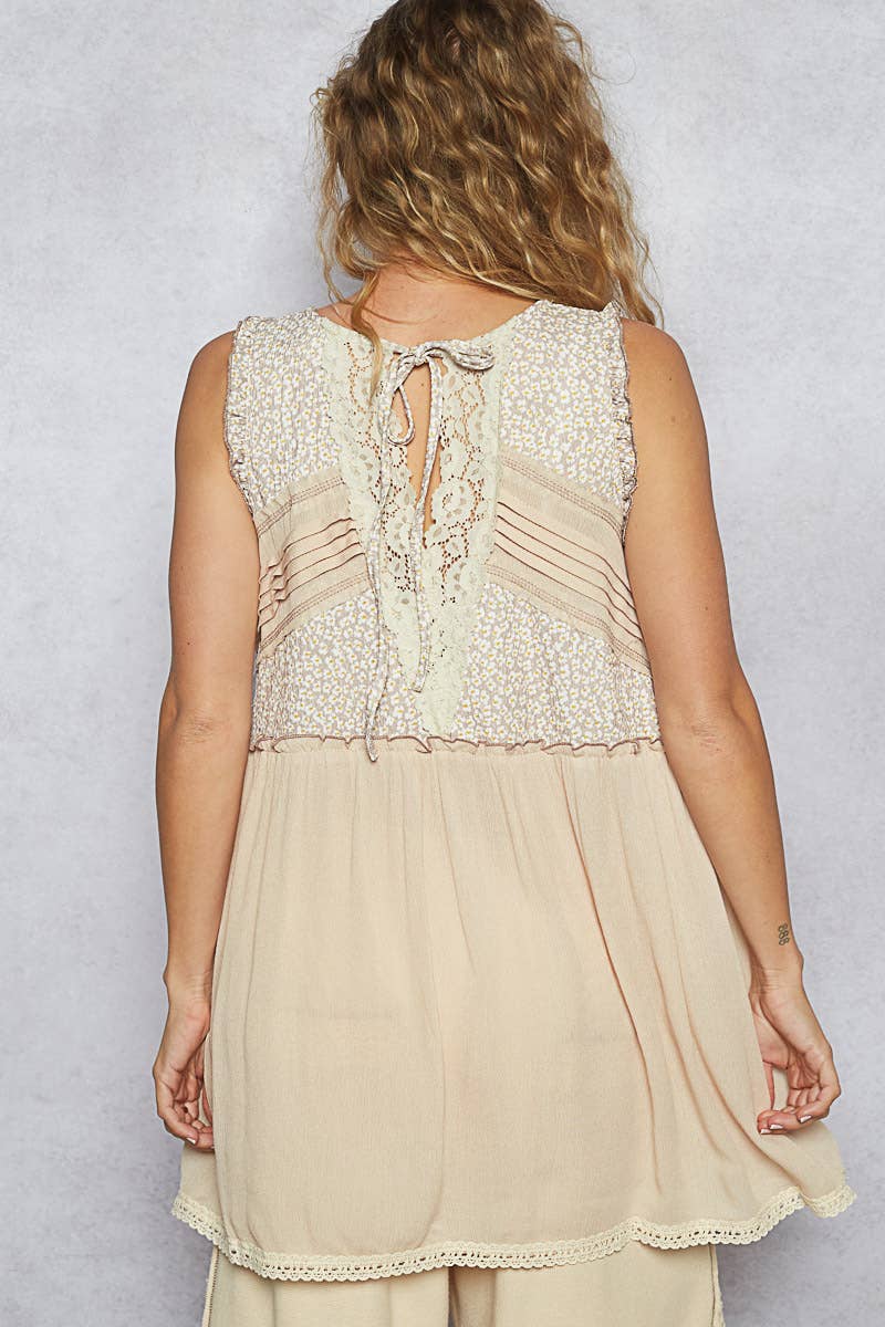 Round neck sleeveless contrast printed woven top