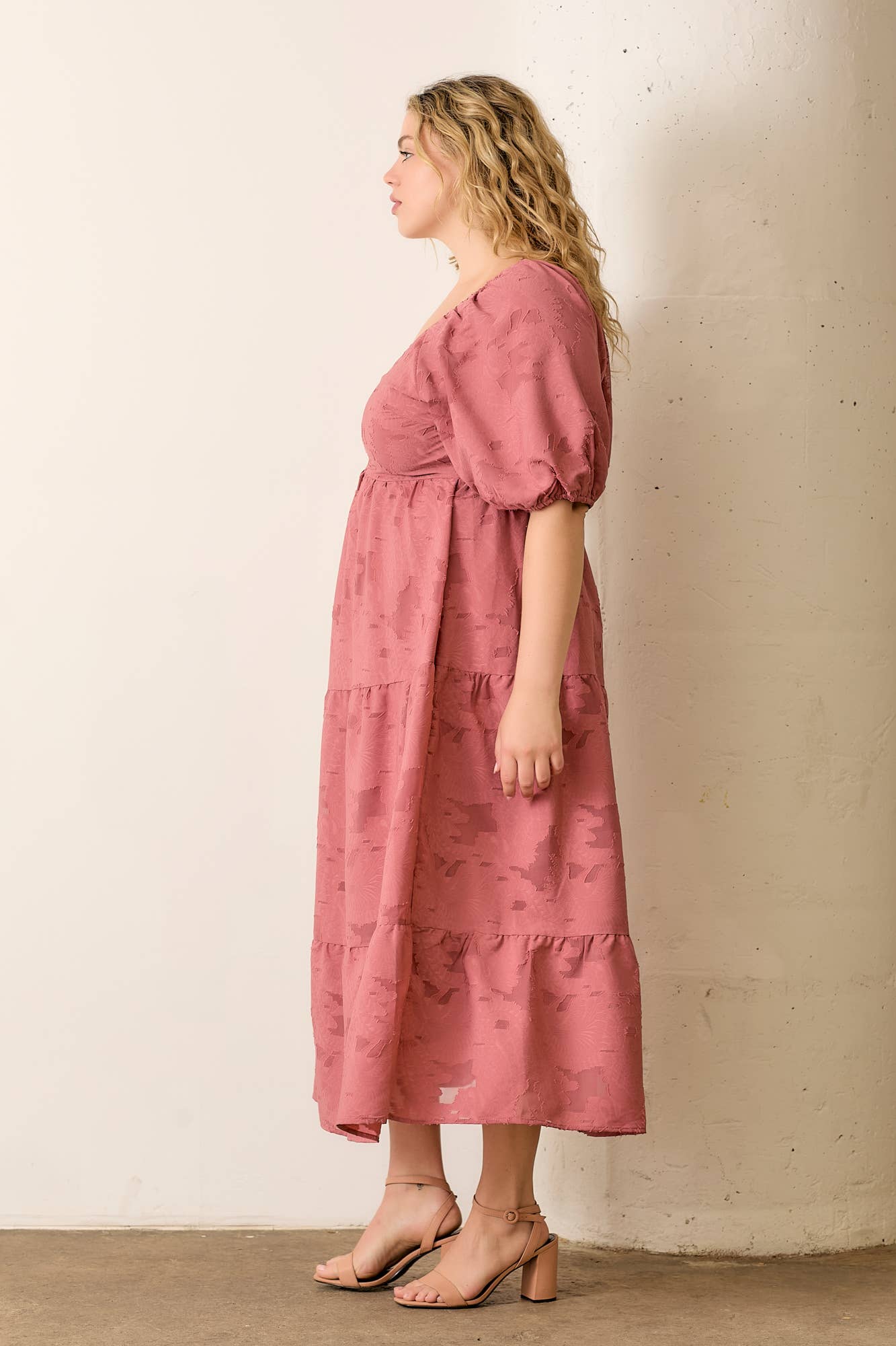 Plus FLORAL TIERED DRESS: MAUVE