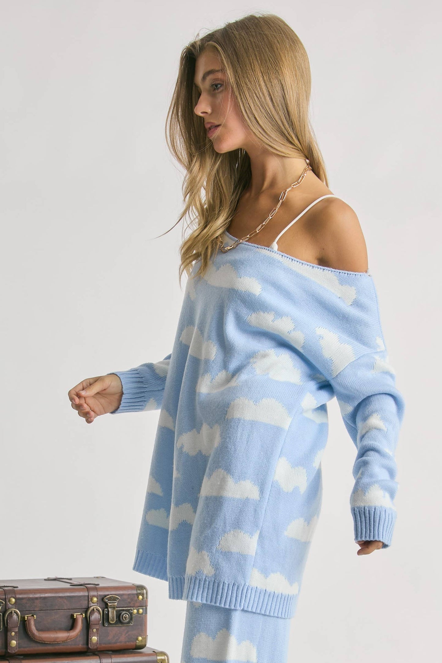 CLOUD PRINT ROUND NECK LOOSE FIT KNIT SWEATER