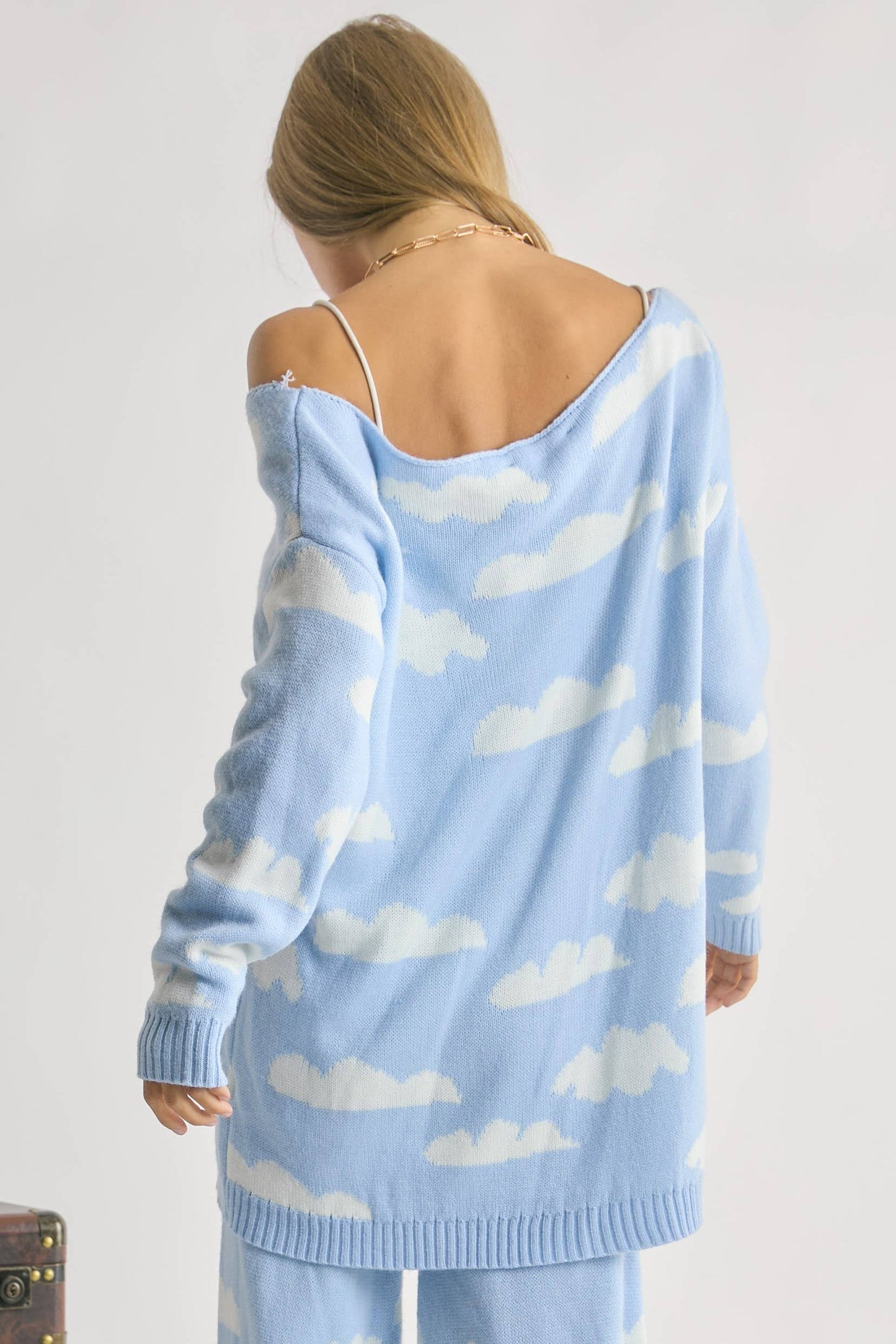 CLOUD PRINT ROUND NECK LOOSE FIT KNIT SWEATER