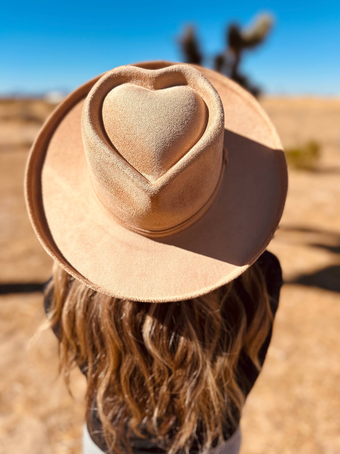 Vegan Suede Pencil Curl Brim Sweetheart Crown Fedora Hats: Tan