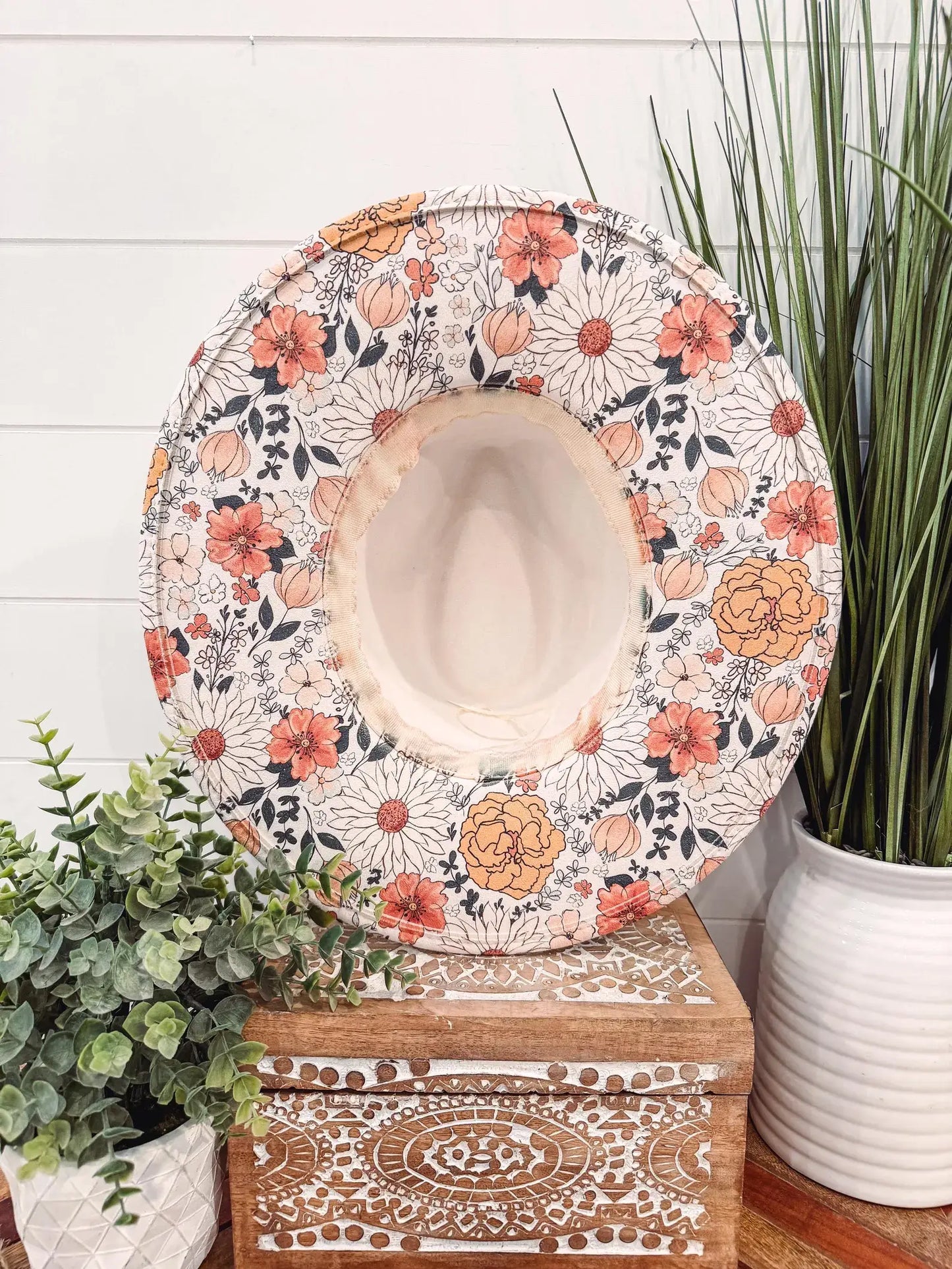 Floral Print Hat: Khaki