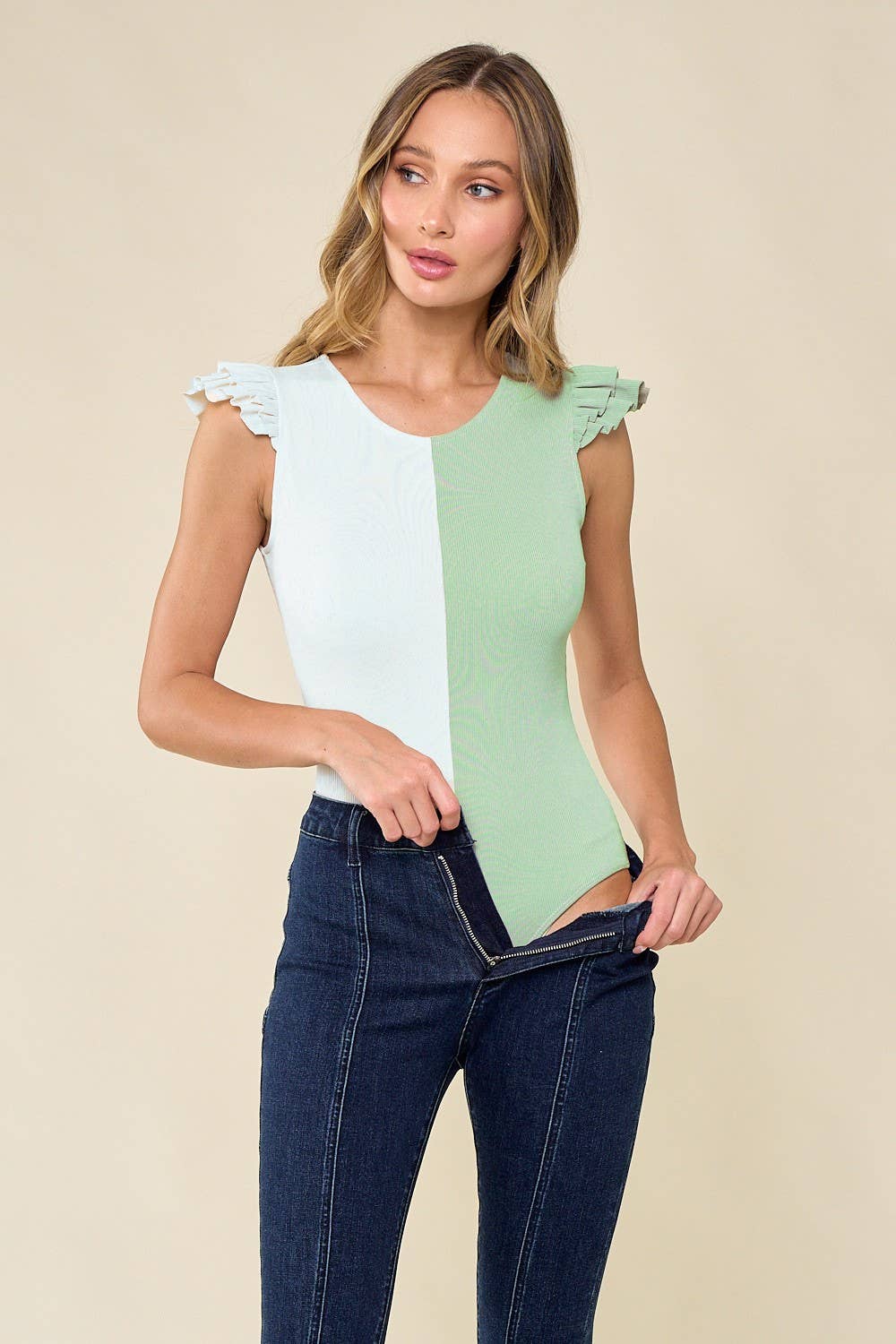 COLOR BLOCK RUFFLED BODYSUIT