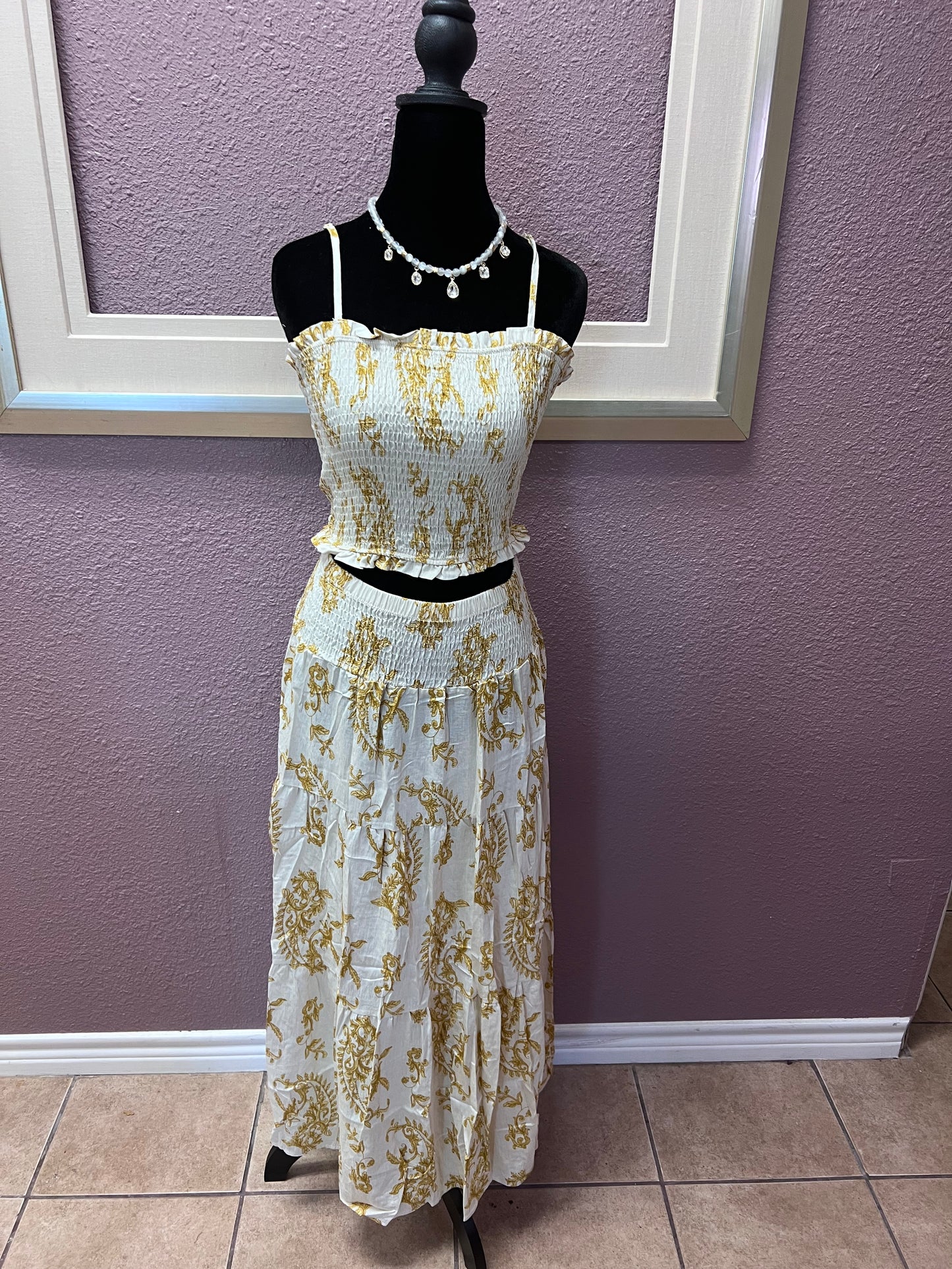 Yellow Leaf Swirl Set