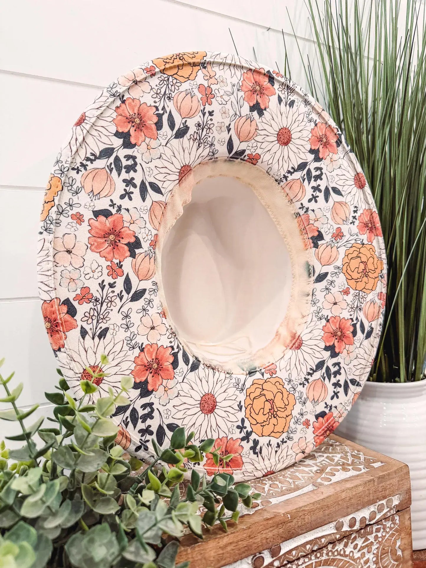 Floral Print Hat: Khaki