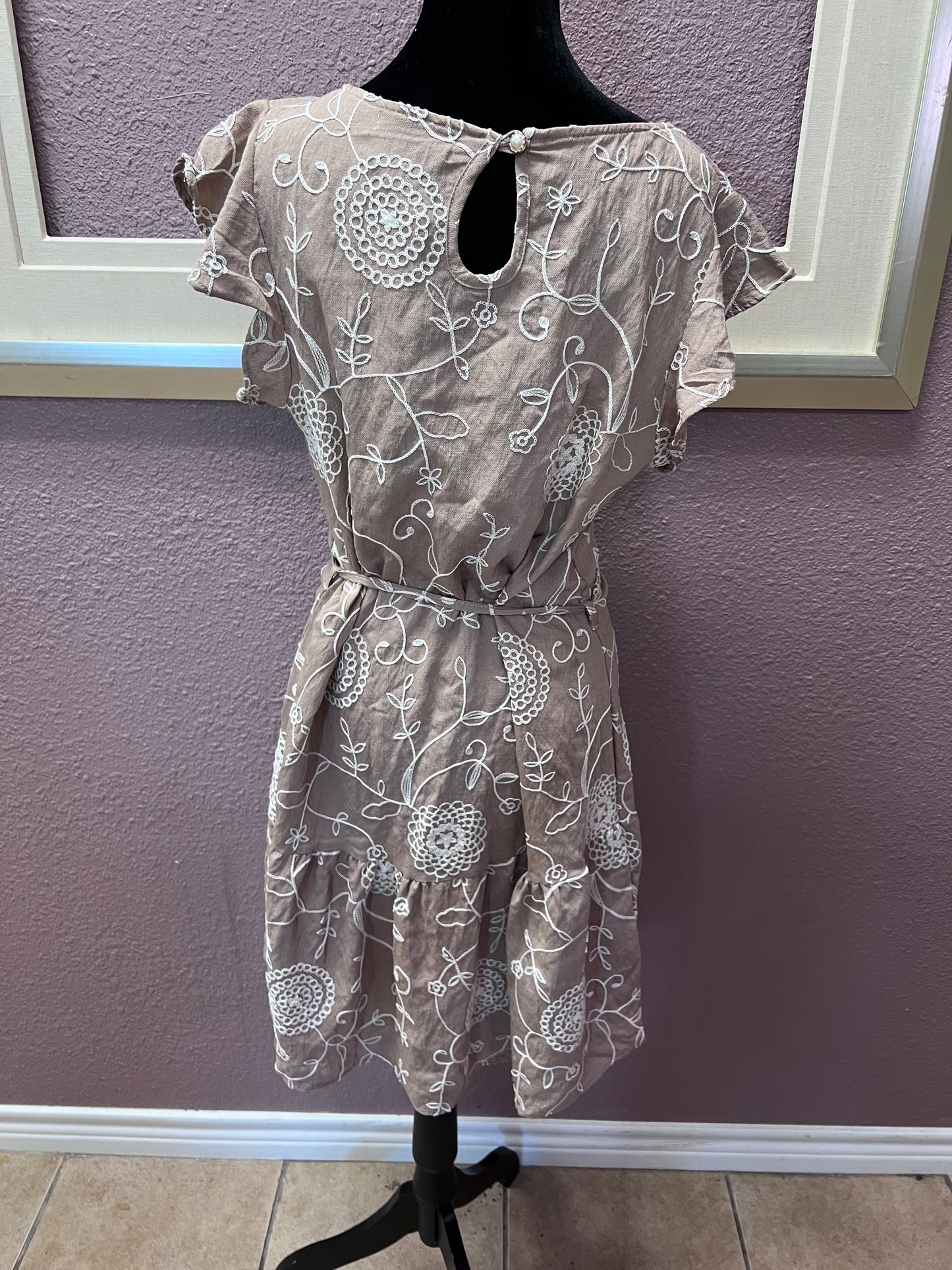 Embroidered Dress - Brown