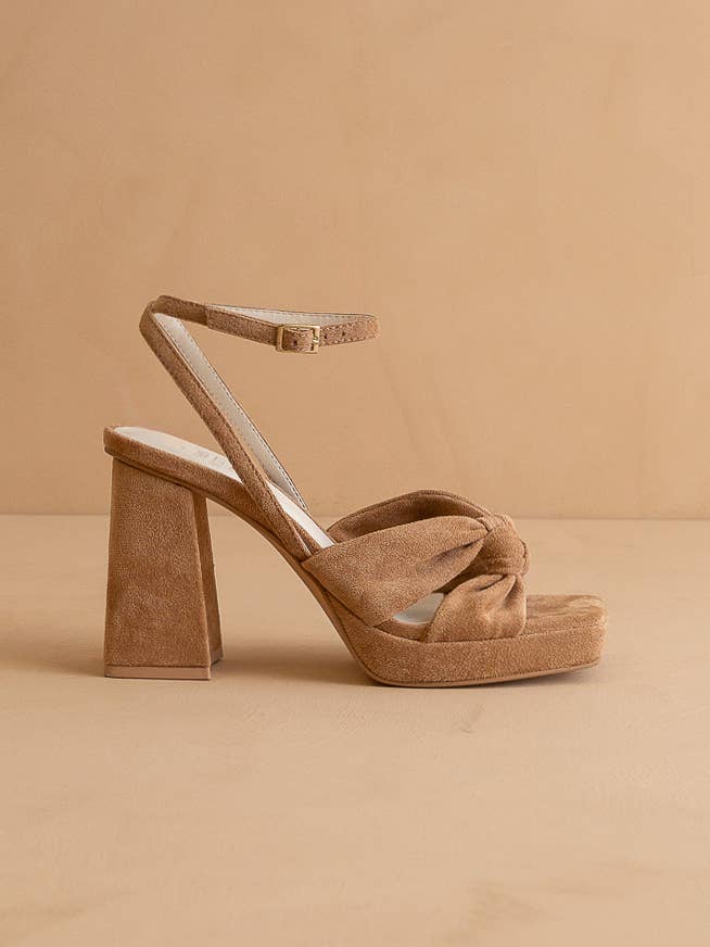 Knotted Band Platform Heel: Almond