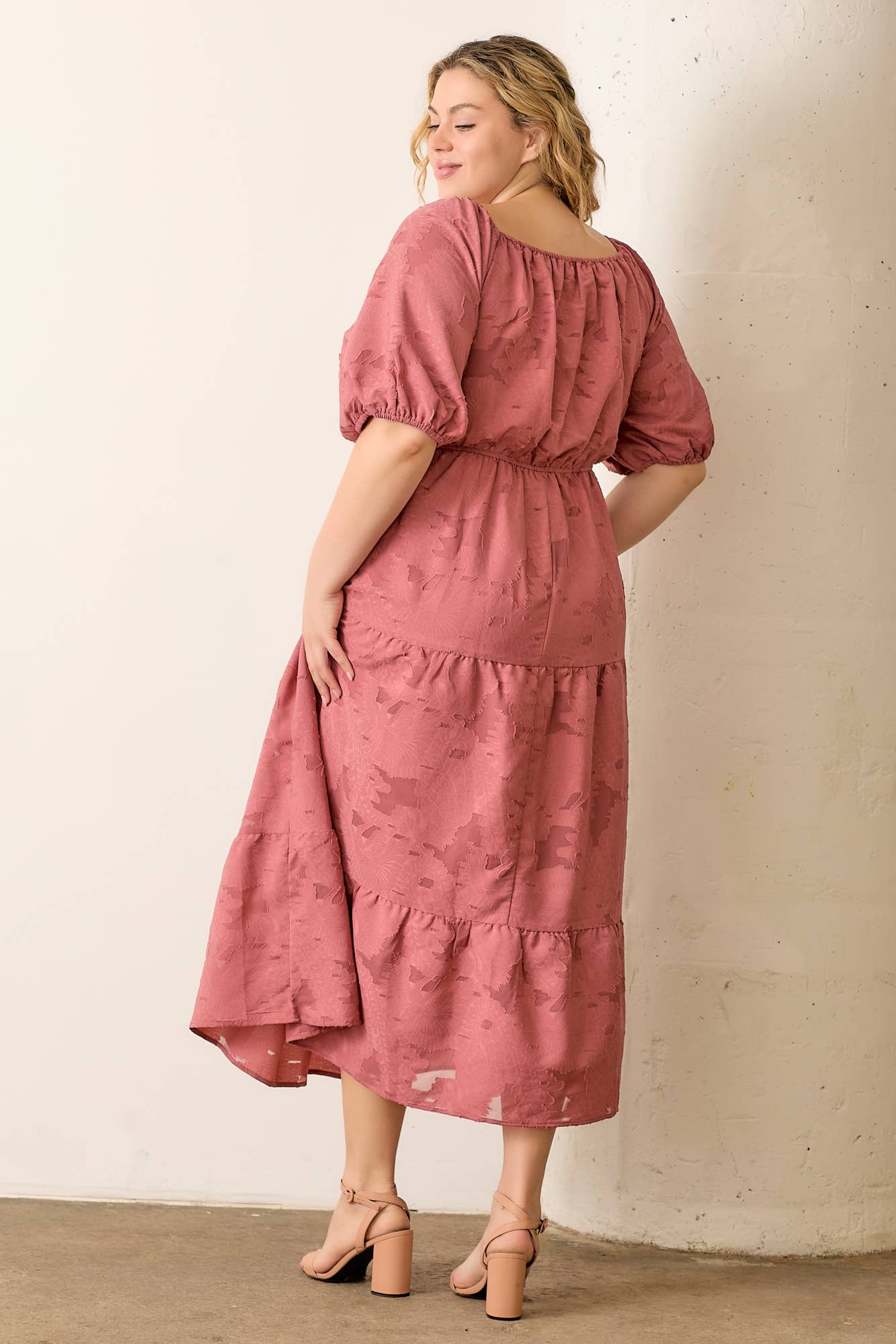 Plus FLORAL TIERED DRESS: MAUVE