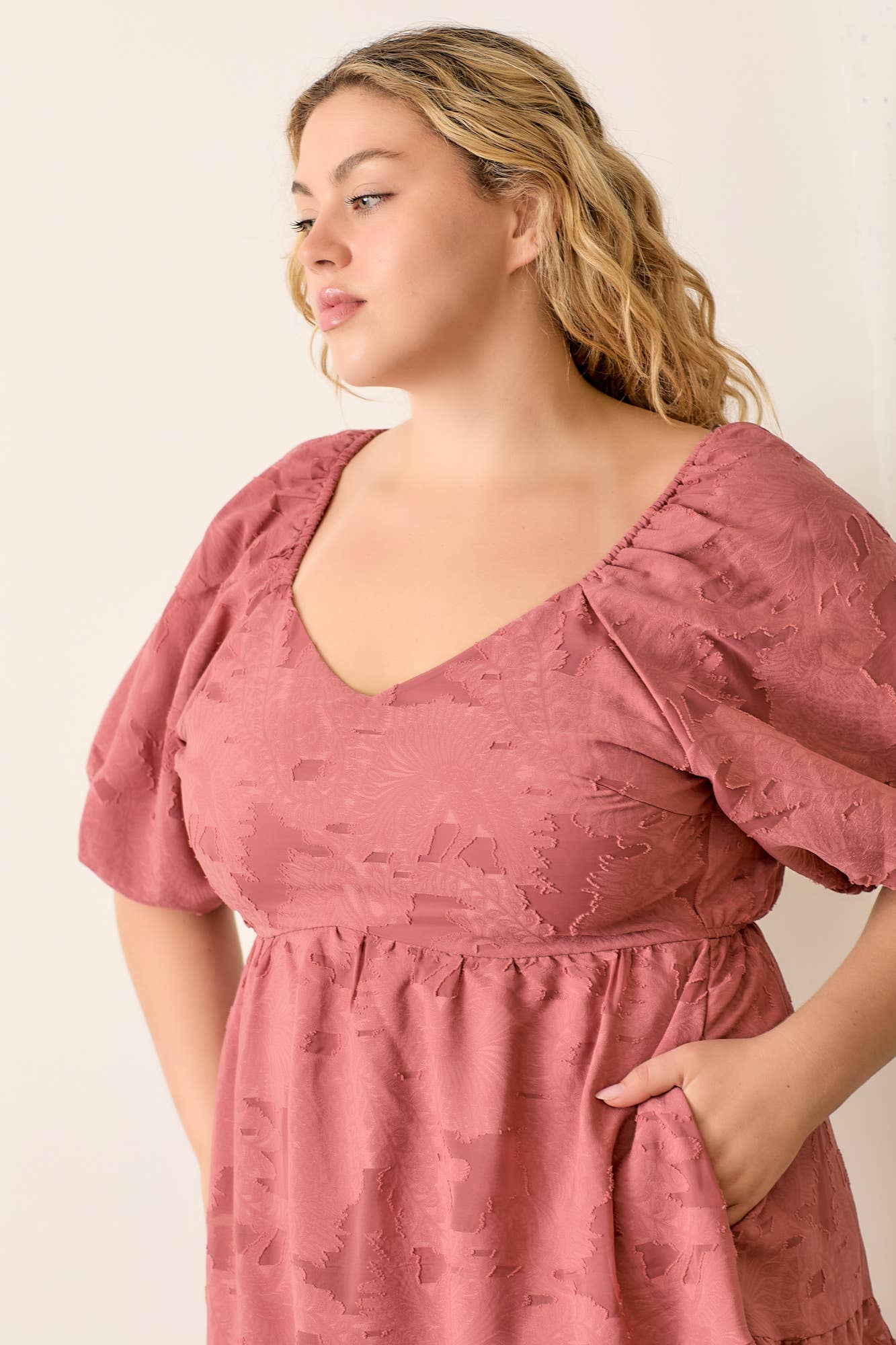 Plus FLORAL TIERED DRESS: MAUVE
