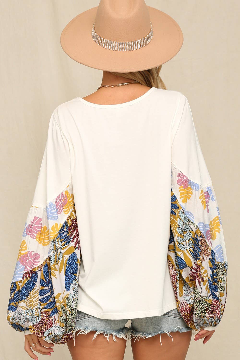 Botanical Printed Sleeves: Off White