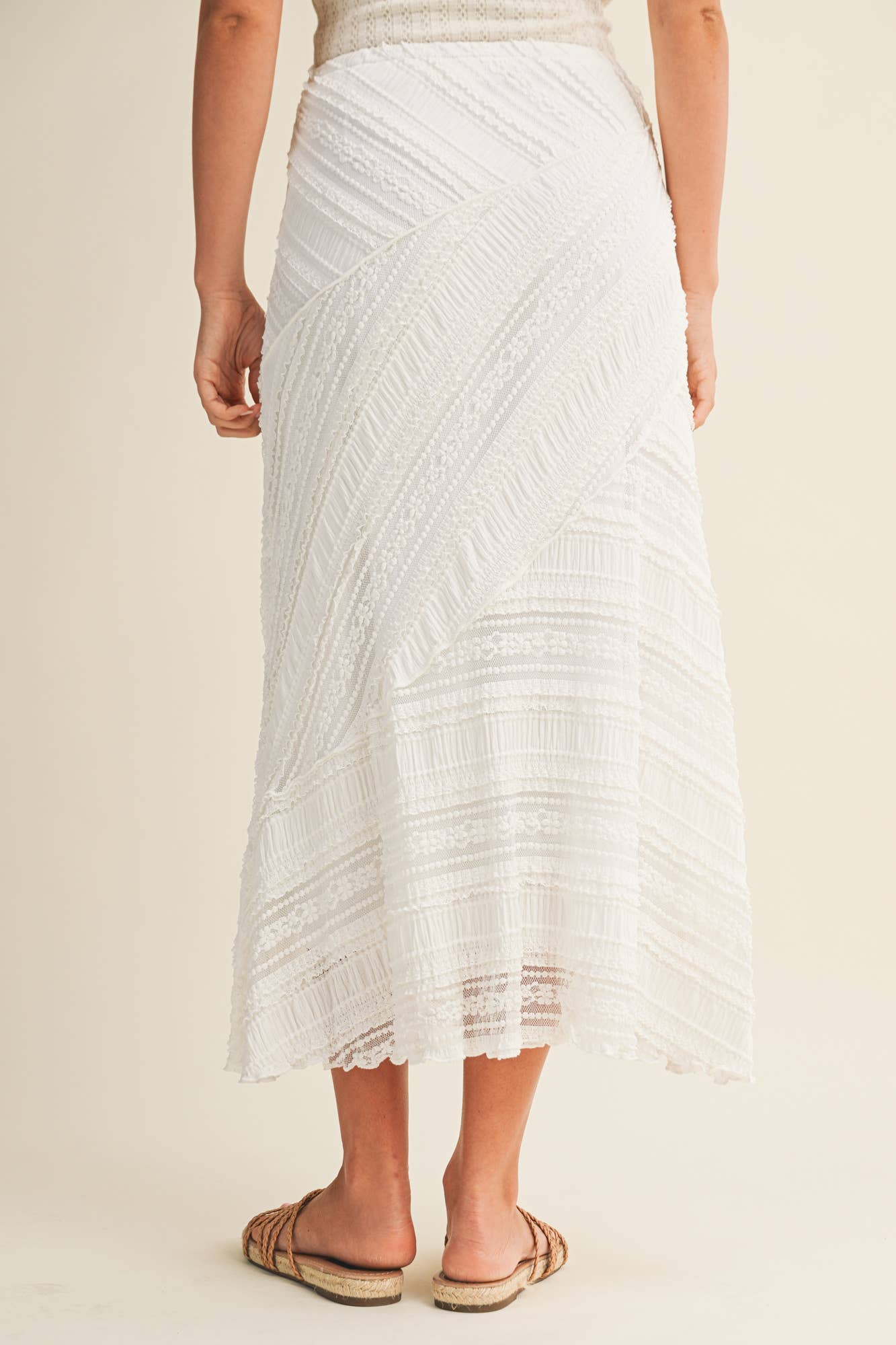 TEXTURED DIAGONAL LACE MIDI SKIRT